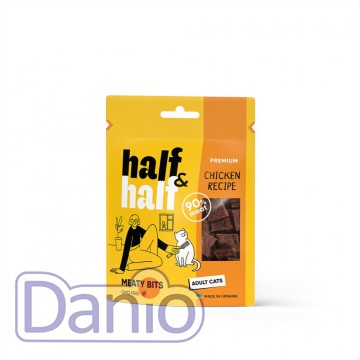 Лакомство для котов Half&Half Meaty Bits Adult 50 г, со вкусом к
