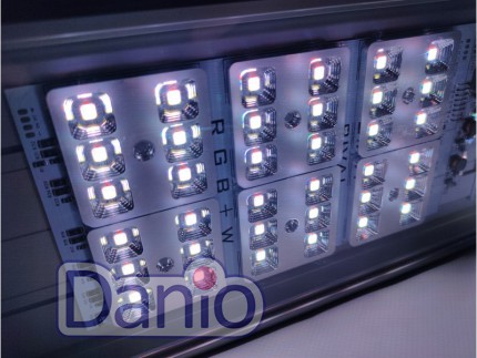 Светильник для аквариумных растений Rival Aqua 60 RGB+W MAX с ре