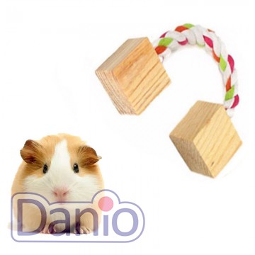 Игрушка для грызунов Trixie Playing Rope канат с деревянными бло